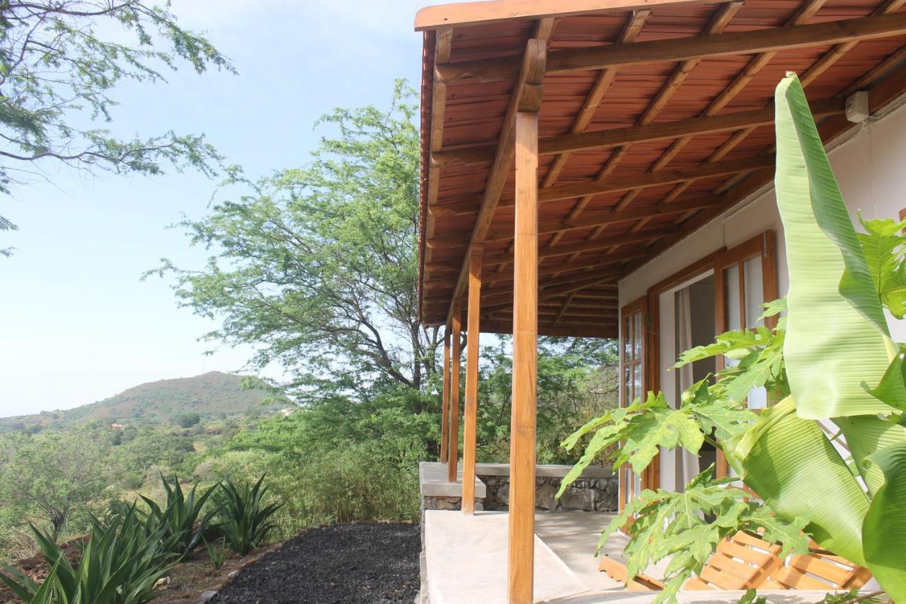 La Fora Ecolodge Sao Filipe Exterior photo