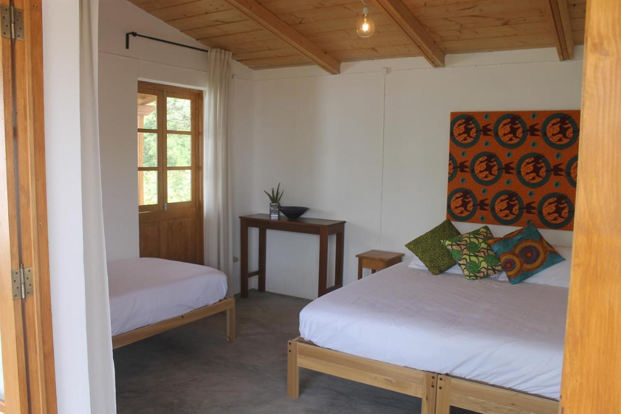 La Fora Ecolodge Sao Filipe Exterior photo