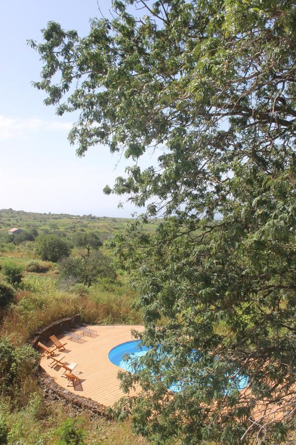 La Fora Ecolodge Sao Filipe Exterior photo